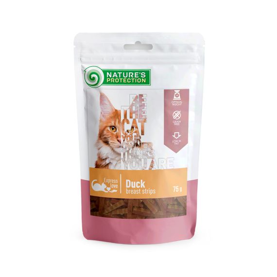 Ласощі для котів Nature's Protection Snacks For Cats Duck Breast Strips з качкою 75 гр