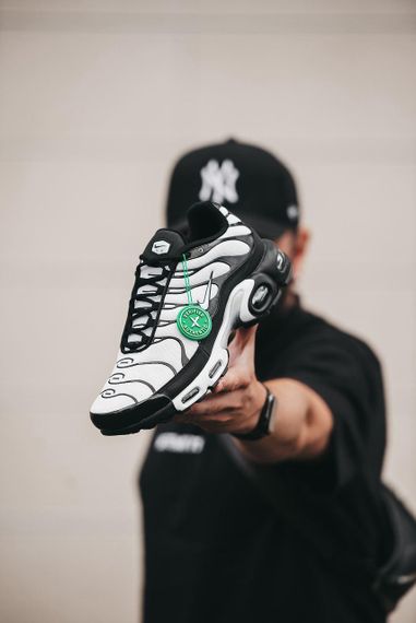 Кроссовки N-ike Air Max TN Black/White | кеды мужские 44 - 28 см | Зображення 2