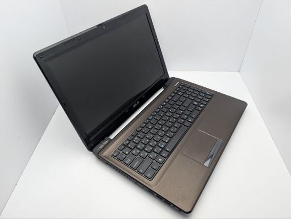Ноутбук Asus K52N / 15.6" (1366x768) TN / AMD Athlon II P320 (2 ядра по 1.6 GHz) / 8 GB DDR3 / 320 GB HDD / AMD Radeon HD 4200 Graphics / WebCam / DVD-ROM / Без АКБ б/в | Зображення 5