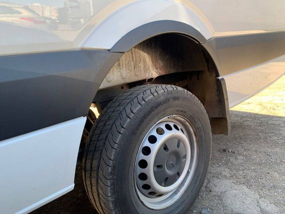 Накладки на арки вузькі (4 шт, чорні) для Volkswagen Crafter 2006-2017рр | Зображення 5