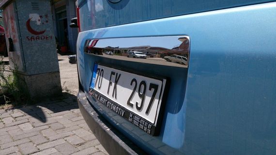 Накладка над номером (нерж.) Carmos - Турецька сталь для Fiat Fiorino/Qubo 2008-2024 рр | Зображення 3