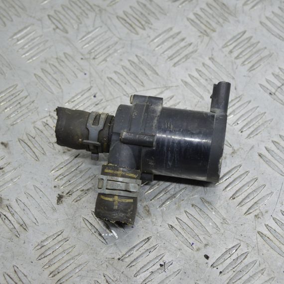 Помпа водяна 1.4 TSI Volkswagen Passat Golf Jetta Додатковий водяний насос Фольксваген Пассат 1K0965561F