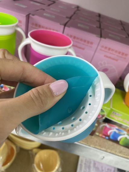 Чашка непроливайка дитяча 360 220мл Блакитна | Зображення 1