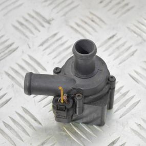 Водяний насос 2.0 TFSI / 3.0 TDI Audi A4 A5 A6 A8 Q5 2008-2018 Помпа водяна Ауді а4 а5 а6 а8 ку5 06D121601