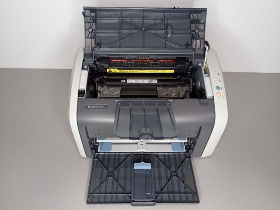 Принтер HP LaserJet 1010 / лазерний монохромний друк / 600x600 dpi / A4 / 12 стор. хв / USB 2.0 б/в | Зображення 8