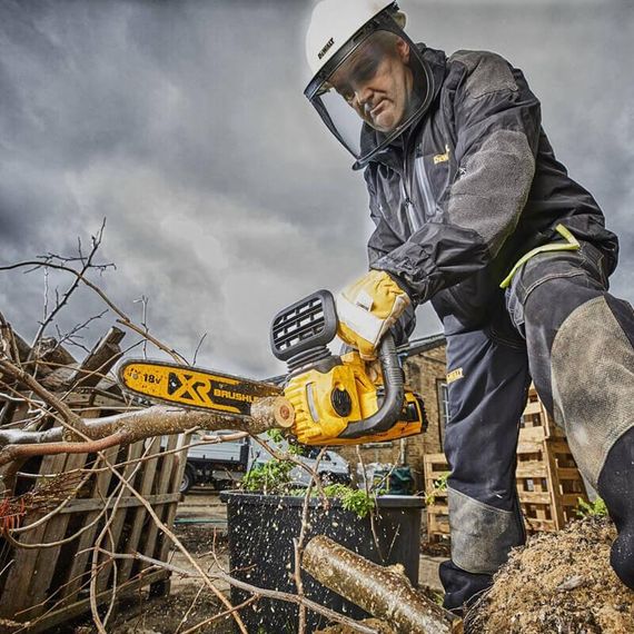 Пила ланцюгова акумуляторна безщіткова Довжина шини 30 см DeWALT DCM565P1 | Зображення 4