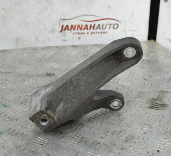 Кронштейн коробки передач 2.0 бенз Mazda 3 BK 2003-2009 Кріплення КПП Мазда 3 3M517M125TD | Зображення 2
