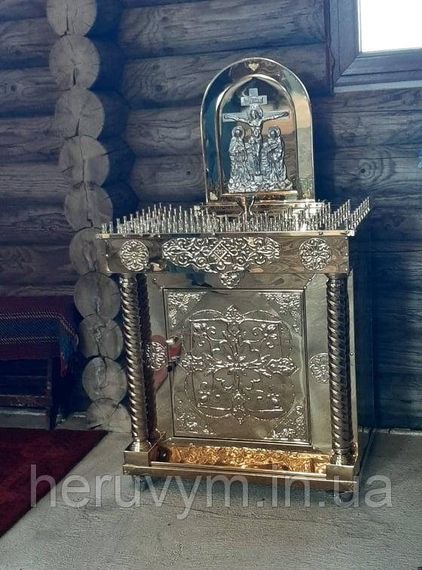 Панахидний стіл на 100 свічок із золоченою Голгофою | Зображення 1
