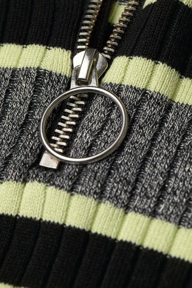 Підлітковий гольф для дівчинки H&M 146-152 см Чорний із салатовим (01281) | Зображення 1
