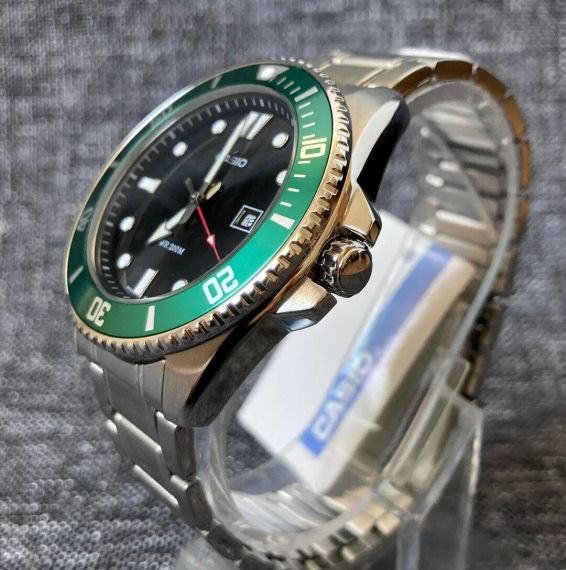 Годинник наручний кварцовий чоловічий водонепроникний Casio MDV-107D-3AVEF | Зображення 4