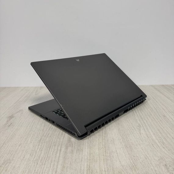 Игровой ноутбук Acer Predator Triton PT516-52s / 16" (2560x1600) IPS / Intel Core i7-12700H (14 (20) ядер по 3.5 - 4.7 GHz) / 16 GB DDR5 / 1000 GB SSD / nVidia GeForce RTX 3080 Ti, 16 GB GDDR6, 256-bit / WebCam б/у | Зображення 4