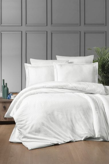 Постельное белье First Choice Deluxe Satin 200 х 220 см Chackers white