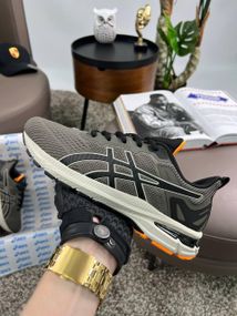 Чоловічі кросівки ASICS GT-1000 11 Khaki Black , текстиль , В'єтнам 42 26.5-27см
