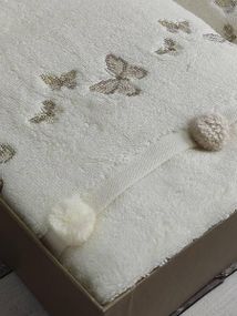 Полотенца с помпонами Pupilla Sila butterfly krem Пенье набор 2шт