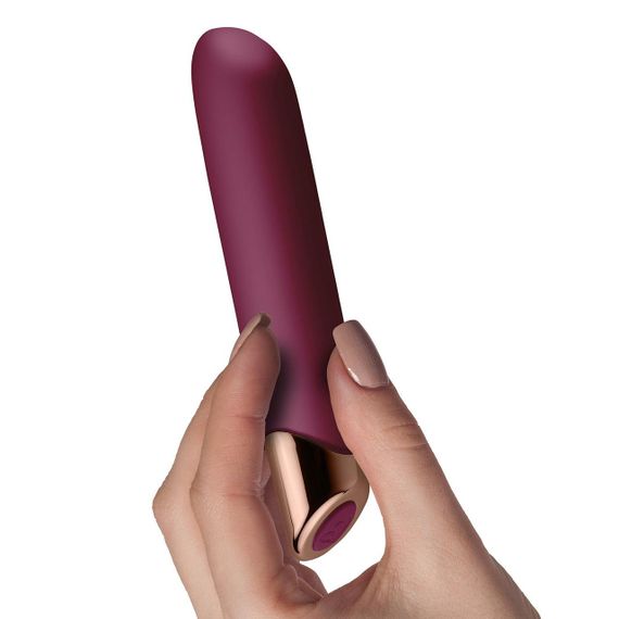 Мощный вибратор Rocks Off Chaiamo Burgundy, soft-touch силикон, до 3-х часов работы, водостойкий | Зображення 1