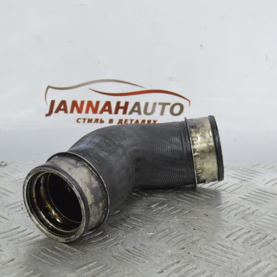 Патрубок інтеркулера 2.0 TDI Volkswagen Golf V Passat B6 Touran Фольксваген Гольф Пассат Б6 Туран 1K0145838D | Зображення 1