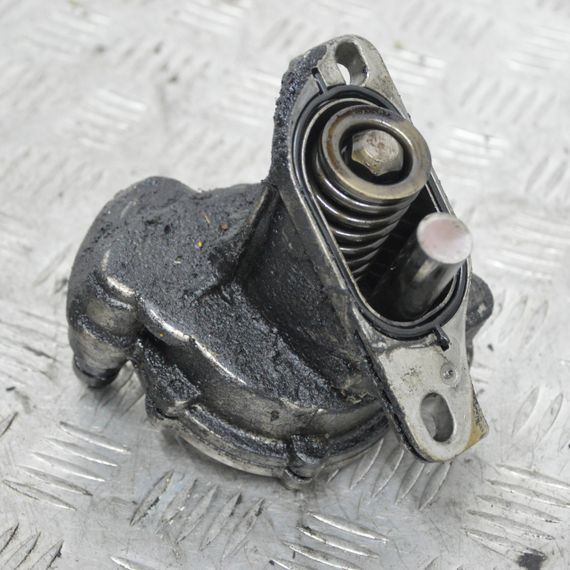 Вакуумний насос 2.5 TDI Volkswagen Transporter T4 1990-2003 Насос вакуумний Фольксваген т4 074145100A | Зображення 2