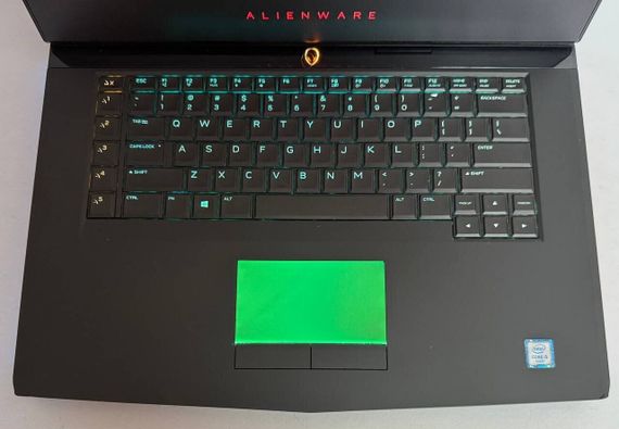 Игровой ноутбук Б-класс Dell Alienware 15 R3 / 15.6" (1920x1080) IPS / Intel Core i5-6300HQ (4 ядра по 2.3 - 3.2 GHz) / 16 GB DDR4 / 256 GB SSD M.2 + 1000 GB HDD / nVidia GeForce GTX 1060, 6 GB GDDR5, 192-bit / WebCam б/у | Зображення 9