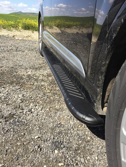 Бокові пороги Bosphorus Yeni Black (2 шт., алюміній) для Ауди Q7 2015-2024 рр | Зображення 5