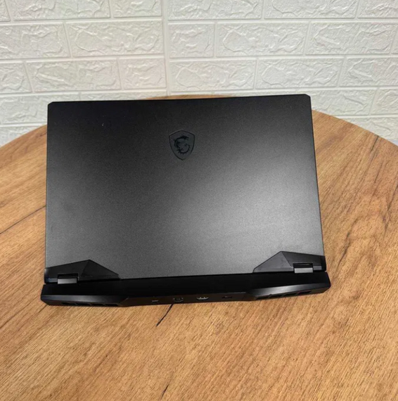 Ноутбук MSI GP66 Leopard 10UG 144Hz i7 10750H 16Gb SSD 512Gb RTX 3070 Б/В | Зображення 3