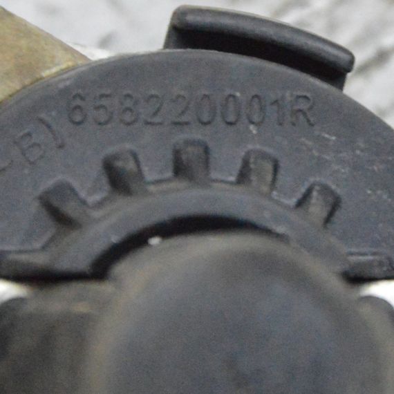 Відбійник капота Renault Laguna III 2007-2015 Відбійник кришки капота Рено Лагуна 3 658220001R | Зображення 3