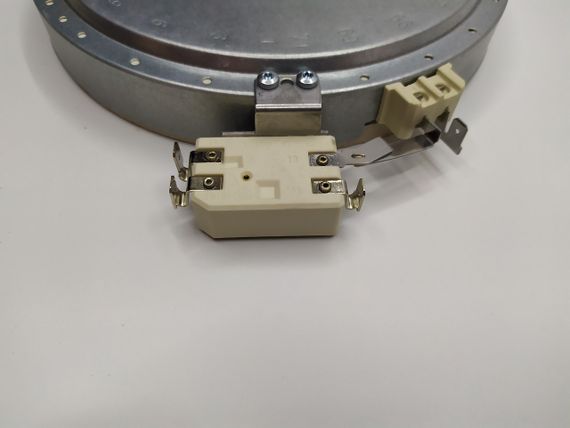 Конфорка 1700W для склокерамічної поверхні Whirlpool 481231018889 | Зображення 2