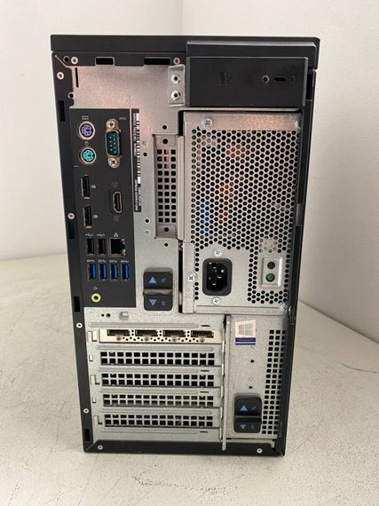 Робоча станція Dell Precision 3630 Tower / Intel Core i7-8700K (6 (12) ядер по 3.7 - 4.7 GHz) / 16 GB DDR4 / 512 GB SSD / nVidia Quadro P2000, 5 GB GDDR5, 160-bit / DVD-ROM б/в + Подарунок Зубна щітка Colgate Connect M1 + зовнішній акумулятор Power Truck | Зображення 3