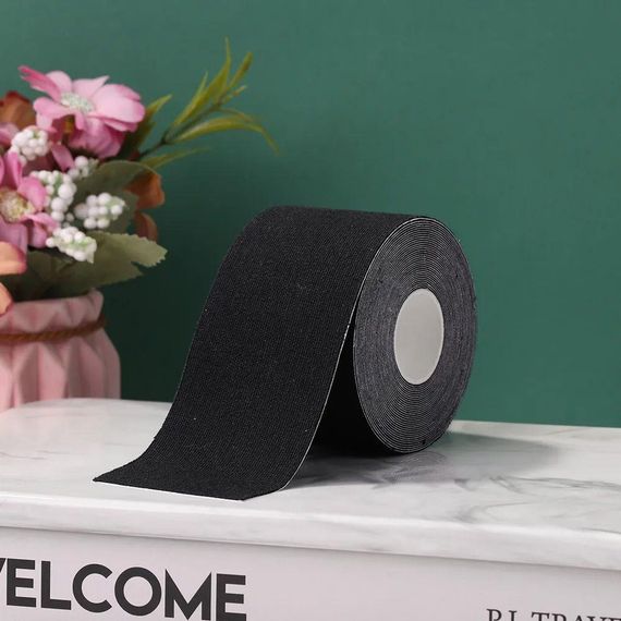 Кинезио тейп для поддержки груди (6,8м×5см), 1 рулон, Boob Tape, Черный / Лента для тейпирования груди | Зображення 4