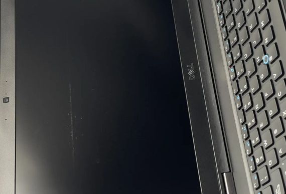 Ноутбук Б-клас Dell Latitude 5580 / 15.6" (1920x1080) IPS / Intel Core i5-7200U (2 (4) ядра по 2.5 - 3.1 GHz) / 8 GB DDR4 / 128 GB SSD / Intel HD Graphics 620 / WebCam / Win 10 Pro б/в | Зображення 6