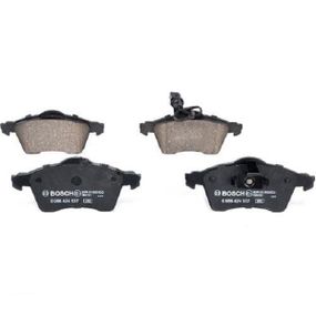 Тормозные колодки Bosch дисковые передние VW Transporter T4 ''F ''03 0986424537
