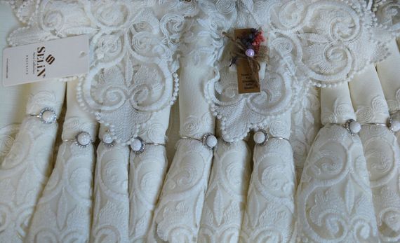 Льняная скатерть с ранером Selin Cagla Set 160×300+12 салфеток Кремовая | Зображення 3