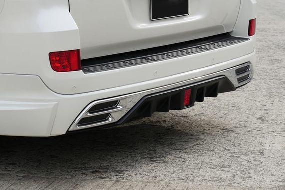 Комплект обвесов 2016-2024 (Wald) для Toyota Land Cruiser 200 | Зображення 4