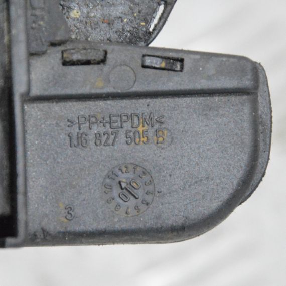 Замок кришки багажника Volkswagen Golf IV Hatchback 1997-2003 Замок задніх дверей Фольксваген Гольф 1J6827505B | Зображення 1