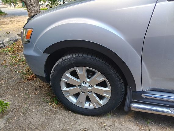 Накладки на арки (4 шт, чорні) для Mitsubishi Outlander 2006-2012рр | Зображення 1