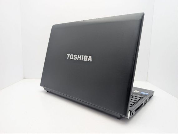 Ноутбук Toshiba Portege R930 / 14" (1366x768) TN / Intel Core i5-3340M (2 (4) ядра по 2.7 - 3.4 GHz) / 8 GB DDR3 / 320 GB HDD / Intel HD Graphics 4000 / WebCam / DVD-ROM б/в | Зображення 7