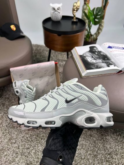 Чоловічі кросівки Air Max Plus New Reflektive Grey , В'єтнам