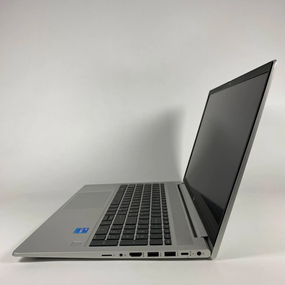 Ультрабук Б-клас HP ProBook 450 G8 / 15.6" (1920x1080) IPS Touch / Intel Core i5-1135G7 (4 (8) ядра по 2.4 - 4.2 GHz) / 16 GB DDR4 / 256 GB SSD / Intel Iris Xe Graphics / WebCam / TouchID б/в + Подарунок Бездротова миша / USB | Зображення 4