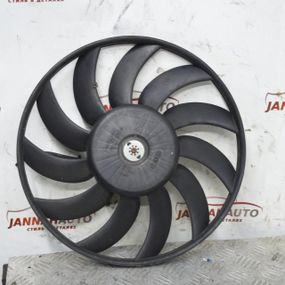 Вентилятор радіатора Audi A4 B6 B7 2000-2008 Вентилятор радіатора Ауді а4 б6 б7 869202Q