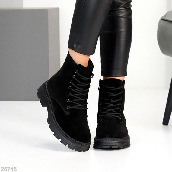 Базові чорні зимові черевики берці натуральна замша, блискавка + шнурівка 40
