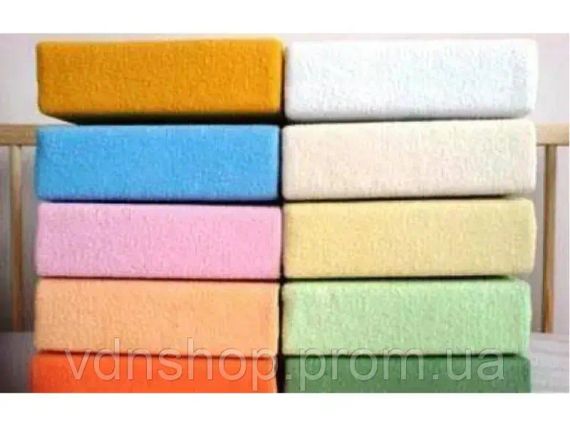 Салатовая Простынь махровая на резинке с наволочками Anisa  (220х240+30 см)