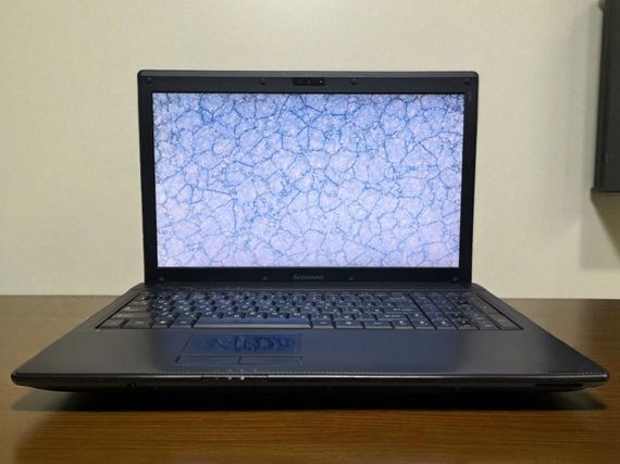 Ноутбук Б-класс Lenovo G565 / 15.6" (1366x768) TN / AMD Athlon II P360 (2 ядра по 2.3 - 3.2 GHz) / 4 GB DDR3 / 120 GB SSD / AMD Radeon HD 4200 Graphics / WebCam б/у | Зображення 1