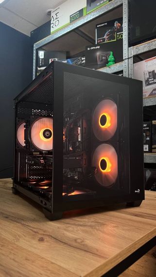 Збірка на замовлення: ігровий ПК AeroCool Dryft Mini Tower / AMD Ryzen 5 7500F (6 (12) ядер по 3,7 - 5,0 ГГц) / 32 ГБ DDR5 / 1000 ГБ SSD M.2 / nVidia GeForce RTX 5060 Ti, 16 ГБ GDDR7, 128-bit / 650 Вт | Зображення 2