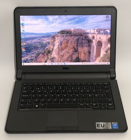 Ноутбук Dell Latitude E3350 / 13.3" (1366x768) TN / Intel Core i3-5005U (2 (4) ядра по 2.0 GHz) / 4 GB DDR3 / 500 GB HDD / Intel HD Graphics 5500 / WebCam / Windows 10 Pro б/у | Зображення 3
