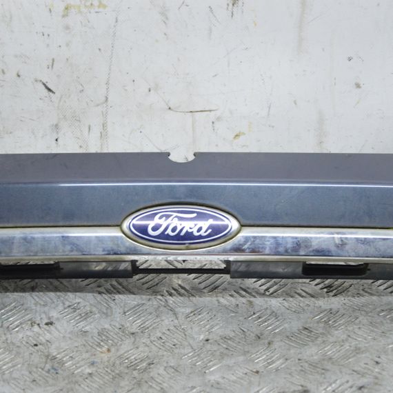 Накладка кришки багажника Ford Fiesta VII 2008-2017 Накладка підсвітки номера Форд Фієста 7 8A61A43404D | Зображення 2