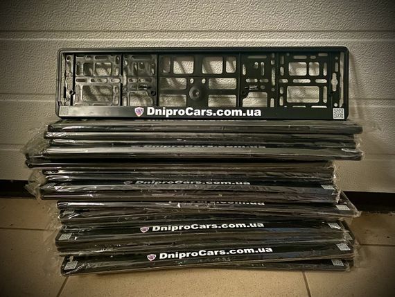 Рамка під автомобільний номер DniproCars чорна. | Зображення 1