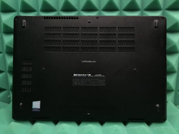 Ноутбук Б-клас Dell Latitude 5490 / 14" (1920x1080) IPS / Intel Core i5-7300U (2 (4) ядра по 2.6 - 3.5 GHz) / 4 GB DDR4 / 128 GB SSD / Intel HD Graphics 620 / WebCam / USB 3.1 / HDMI / Windows 10 б/в | Зображення 5