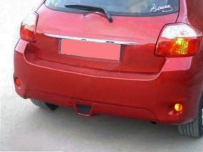 Накладка на задний бампер (под покраску) для Toyota Auris 2007-2012 гг.
