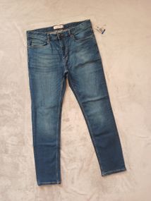 Джинсы мужские зауженные slim 38/32