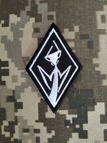 Шеврон Богомол