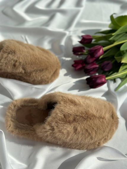 Закриті м'які хутряні коричневі домашні тапочки | Зображення 8